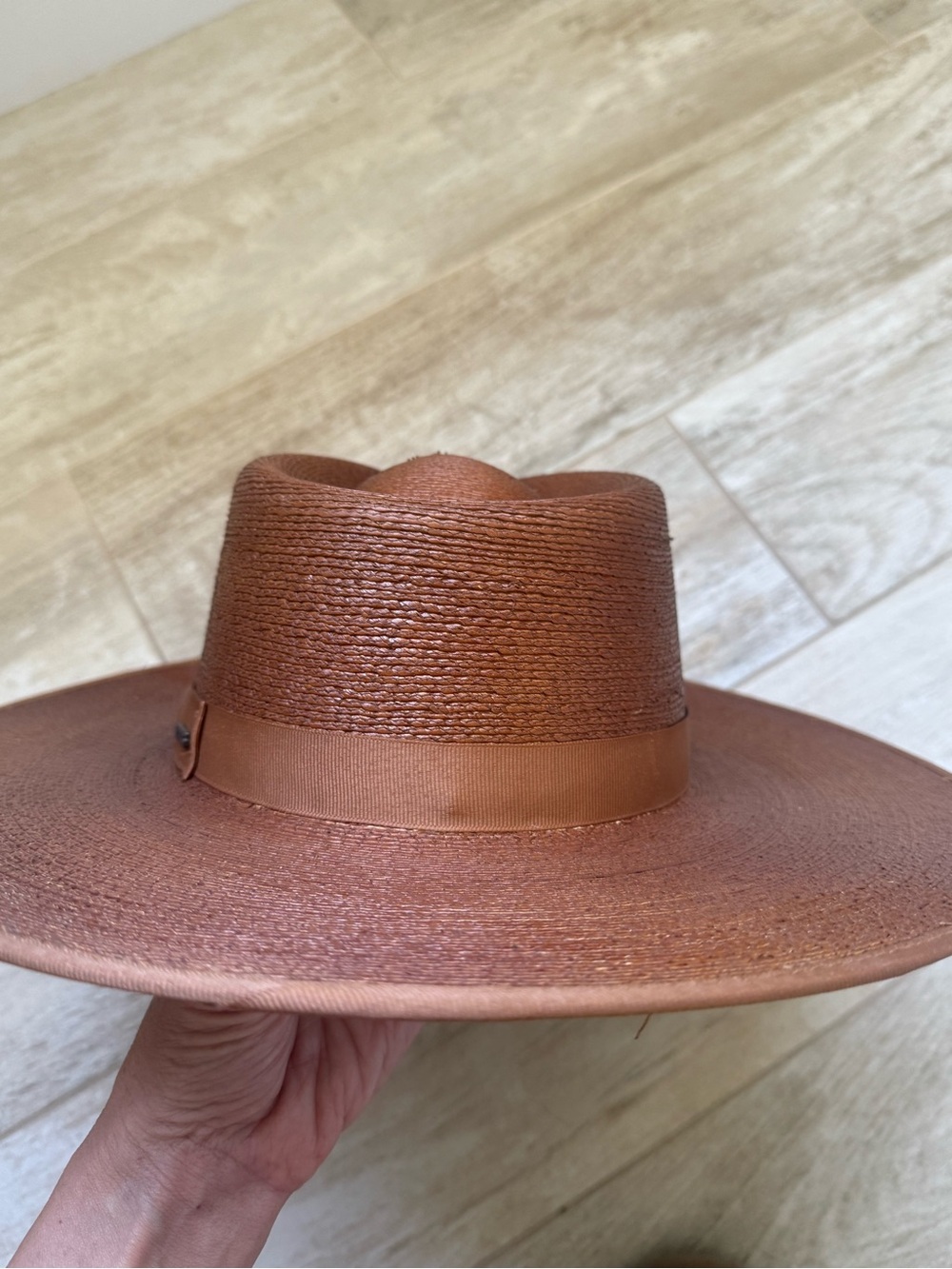 Brixton Women’s Wide-Brim Brown Straw Fedora Rancher Hat - Picture 4 of 4